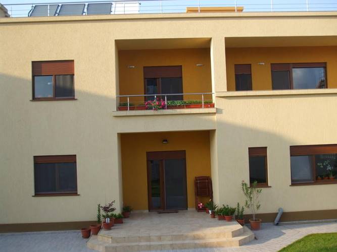 Rulouri Aluminiu cu caseta incastrata in zidarie